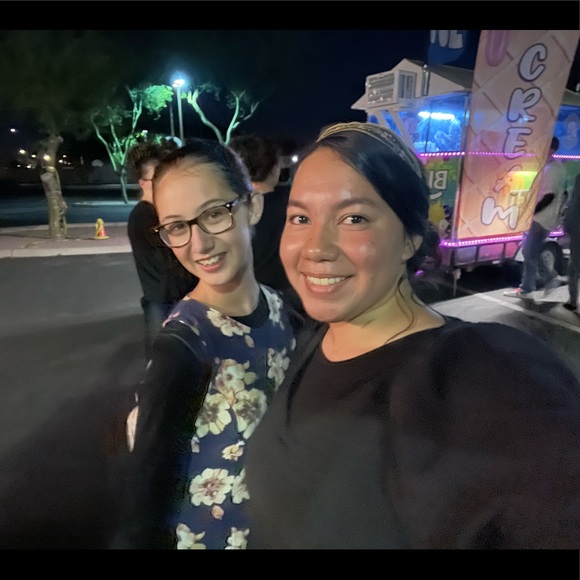 Meet your Posher, Lisa - Picture 3 of 4